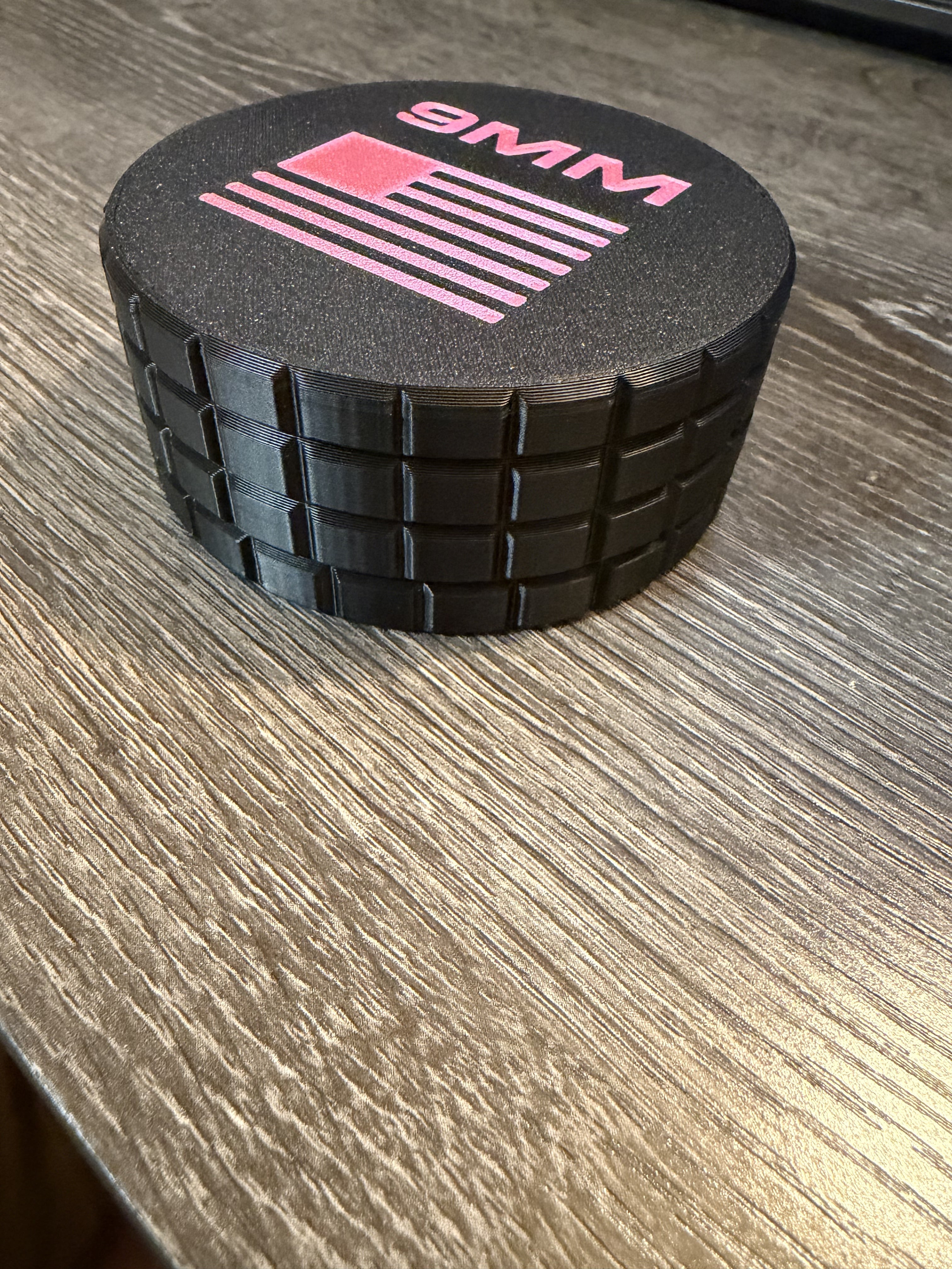 9mm ammo holder blue flag closed view